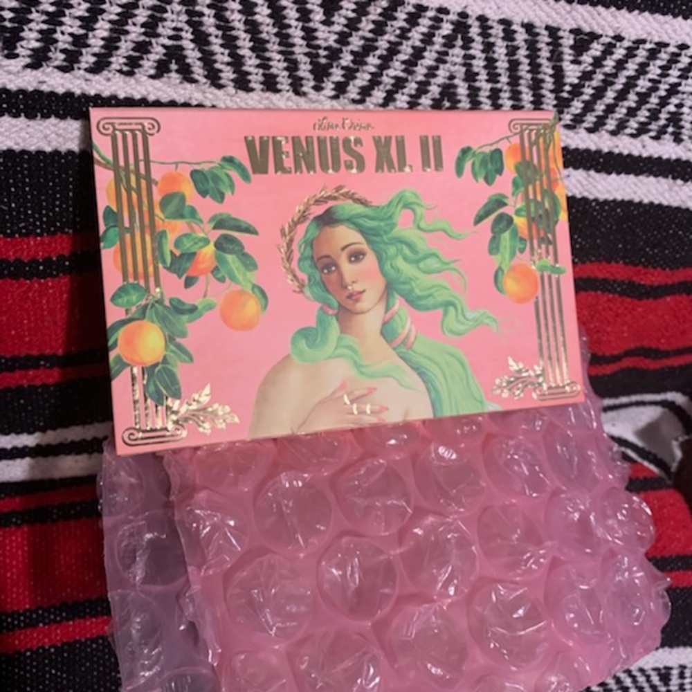 Lime Crime Venus XL II Palette with Pink and Green Design